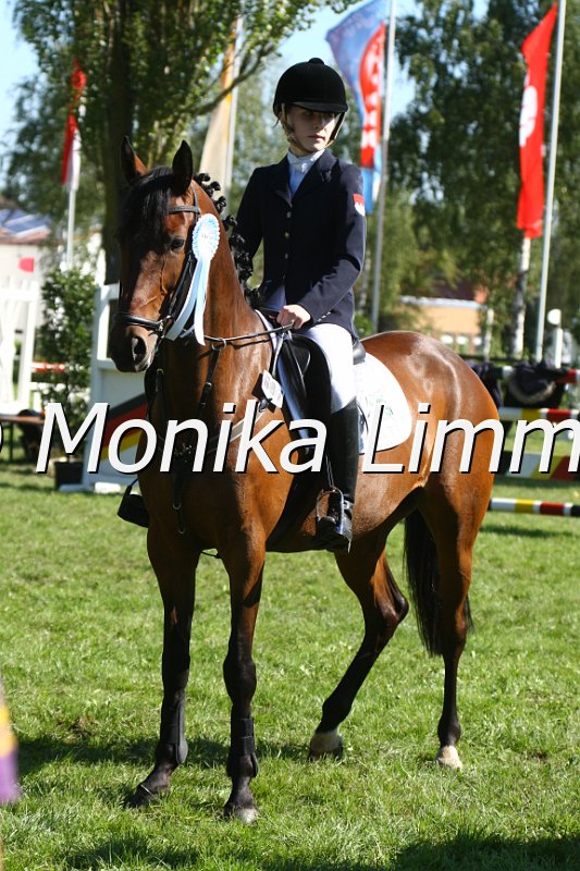 109M6932_Ponyspring E.JPG